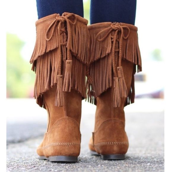 Minnetonka two-layer fringe moccasins - Picture 2 of 4